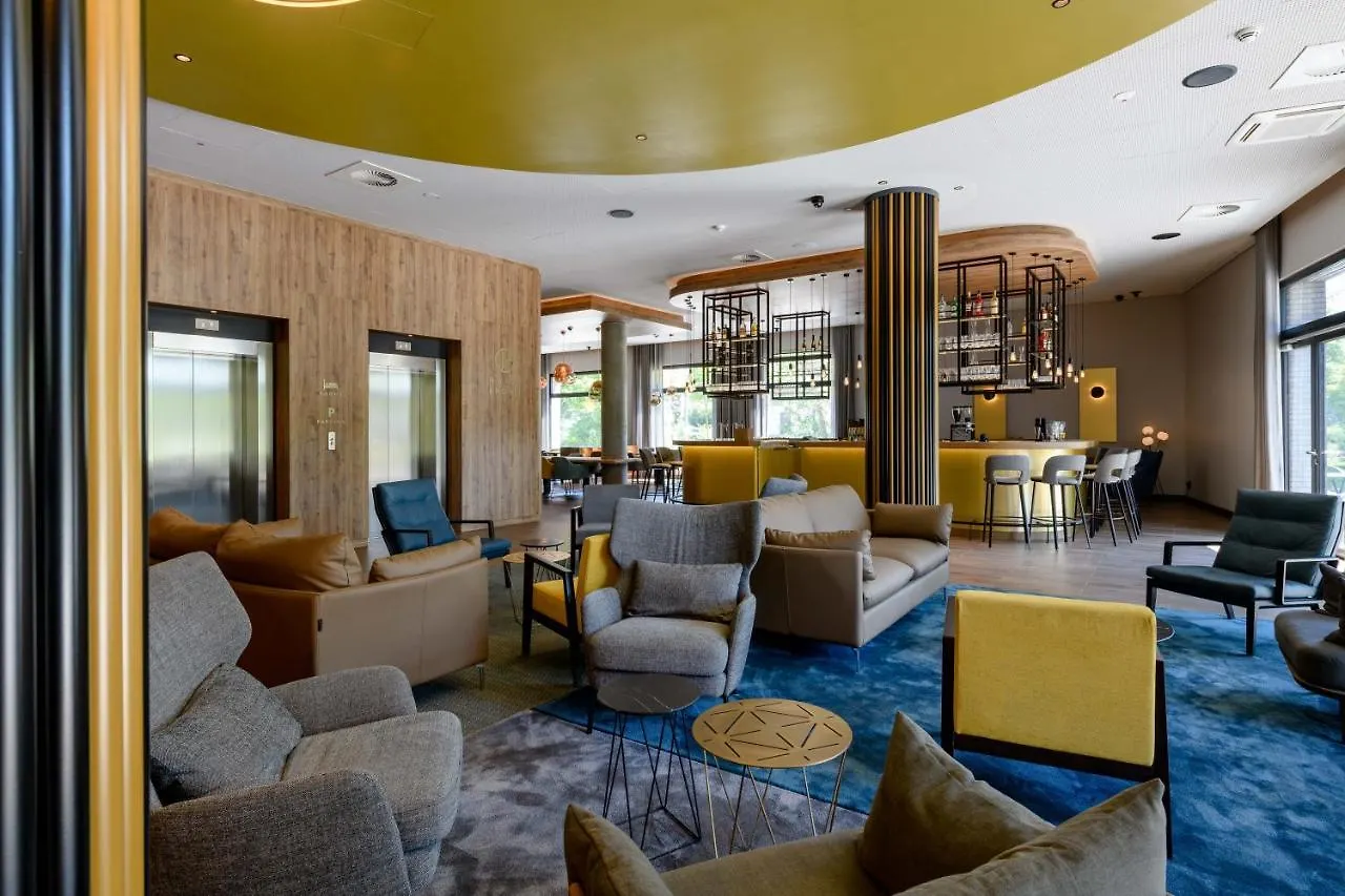 Novotel Regensburg Zentrum 4*,