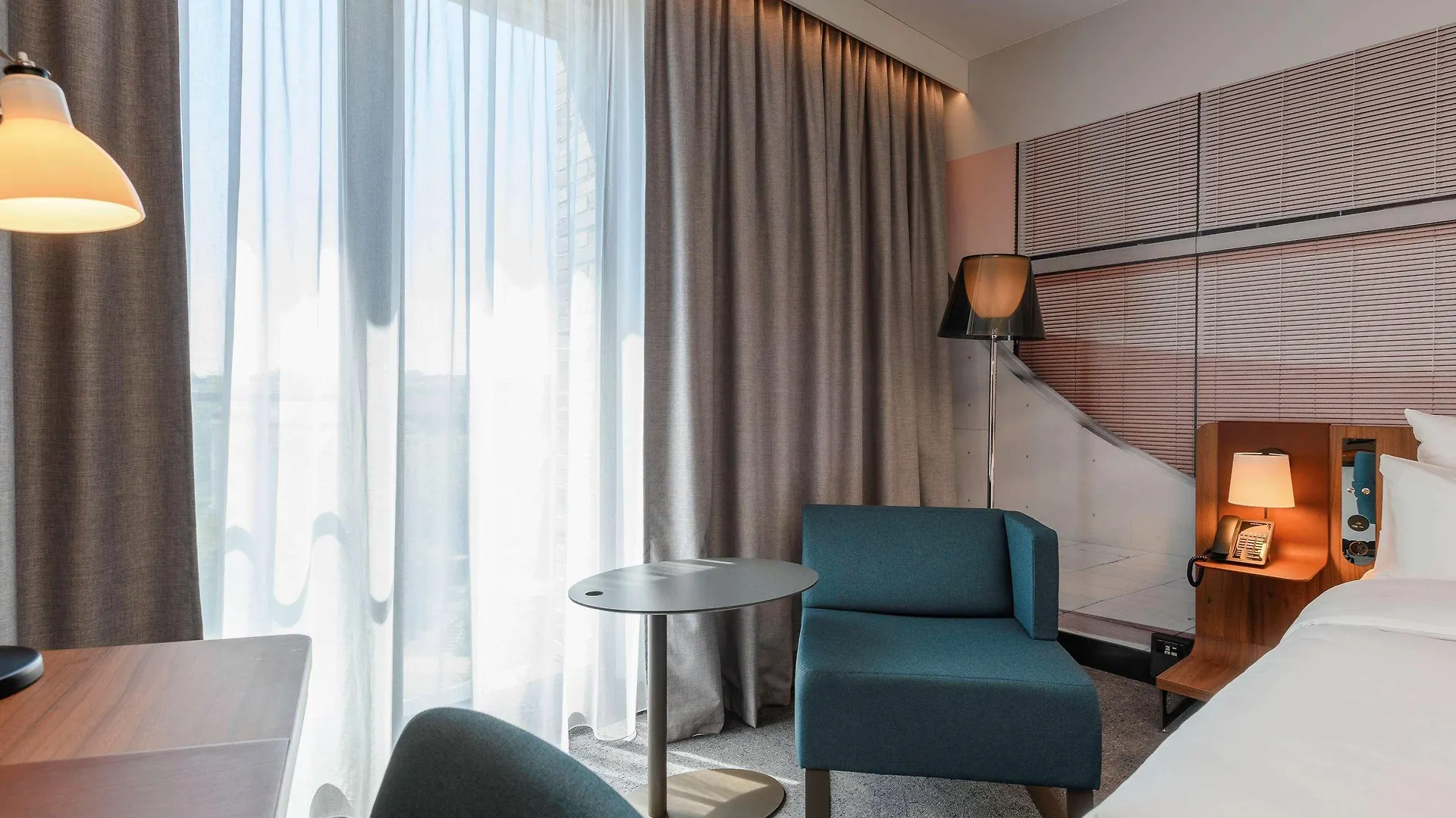 Novotel Regensburg Zentrum 4*,